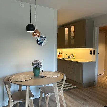Apartment Cozy With Location And Parking